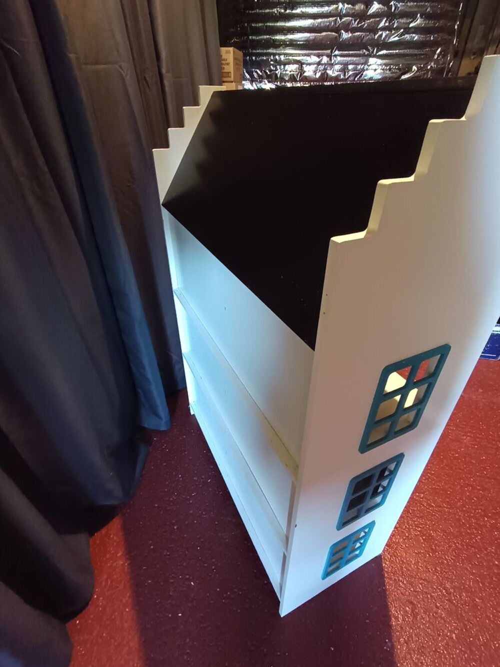 Maison biblioth&egrave;que avec toit en tableau ardoise craie Mobilier enfants