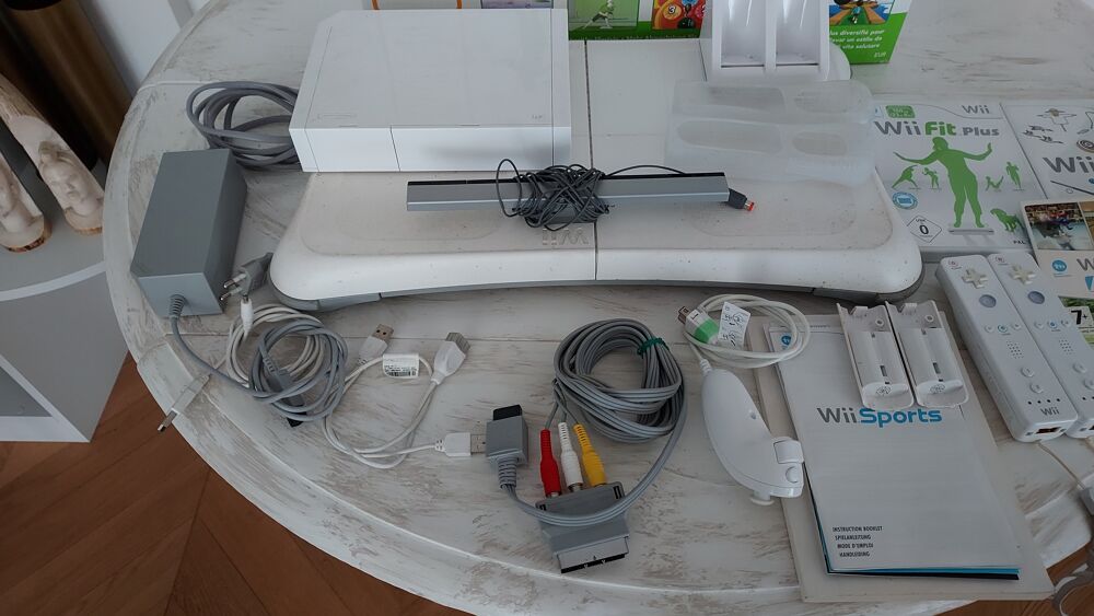 consol WII Consoles et jeux vidéos
