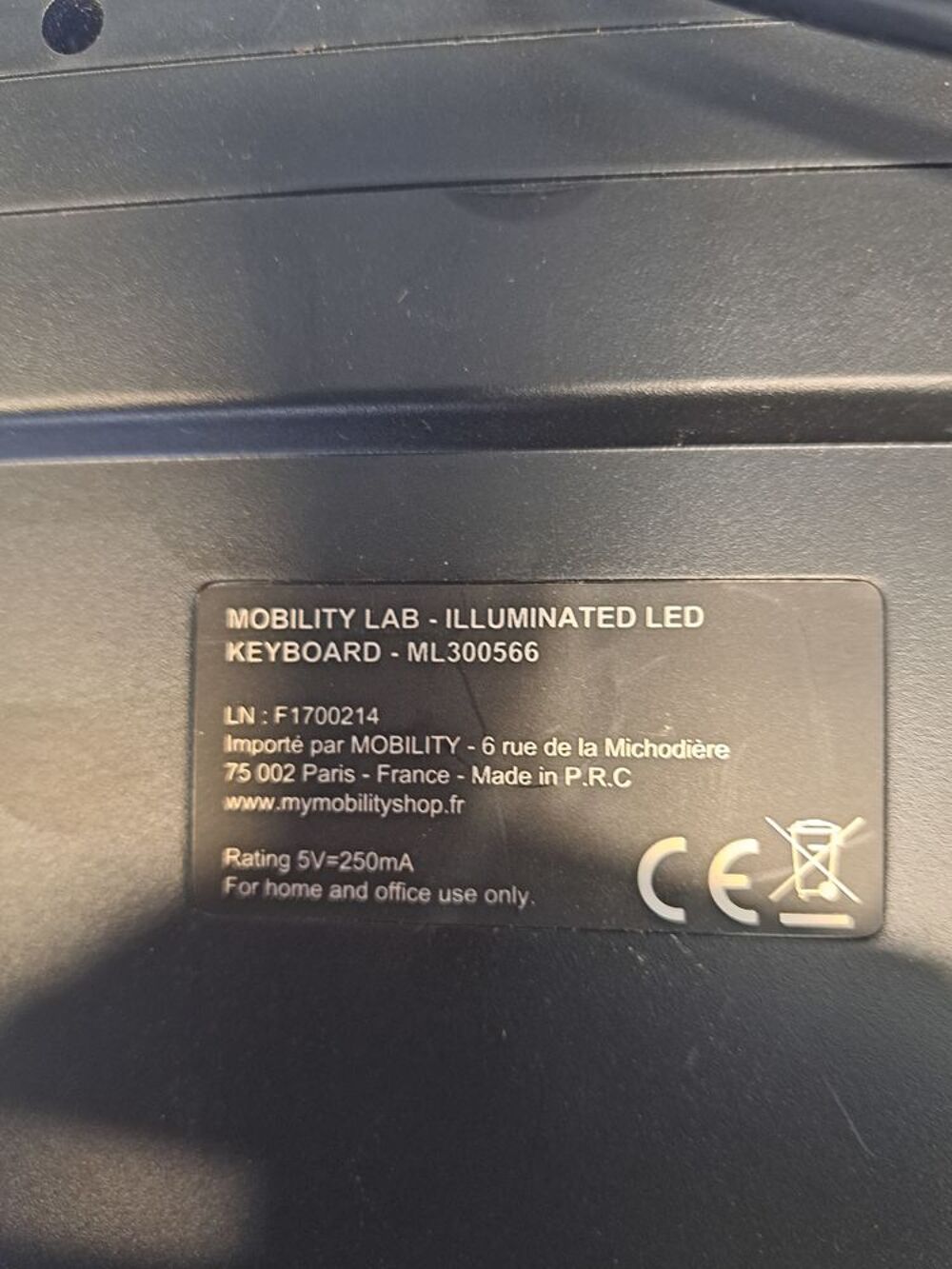 Clavier ordinateur r&eacute;tro &eacute;clair&eacute; Matériel informatique