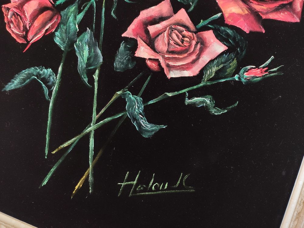 Tableau 7 roses fond noir en VELOURS cadre bois Décoration