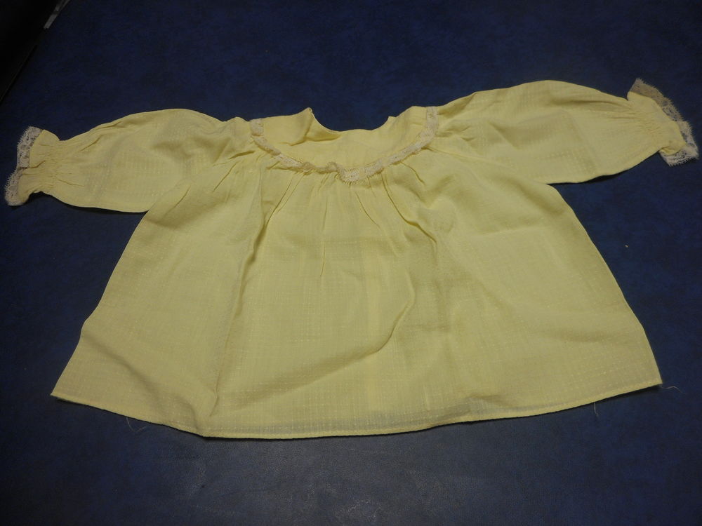 Ancienne blouse jaune pour nourrisson Vêtements enfants