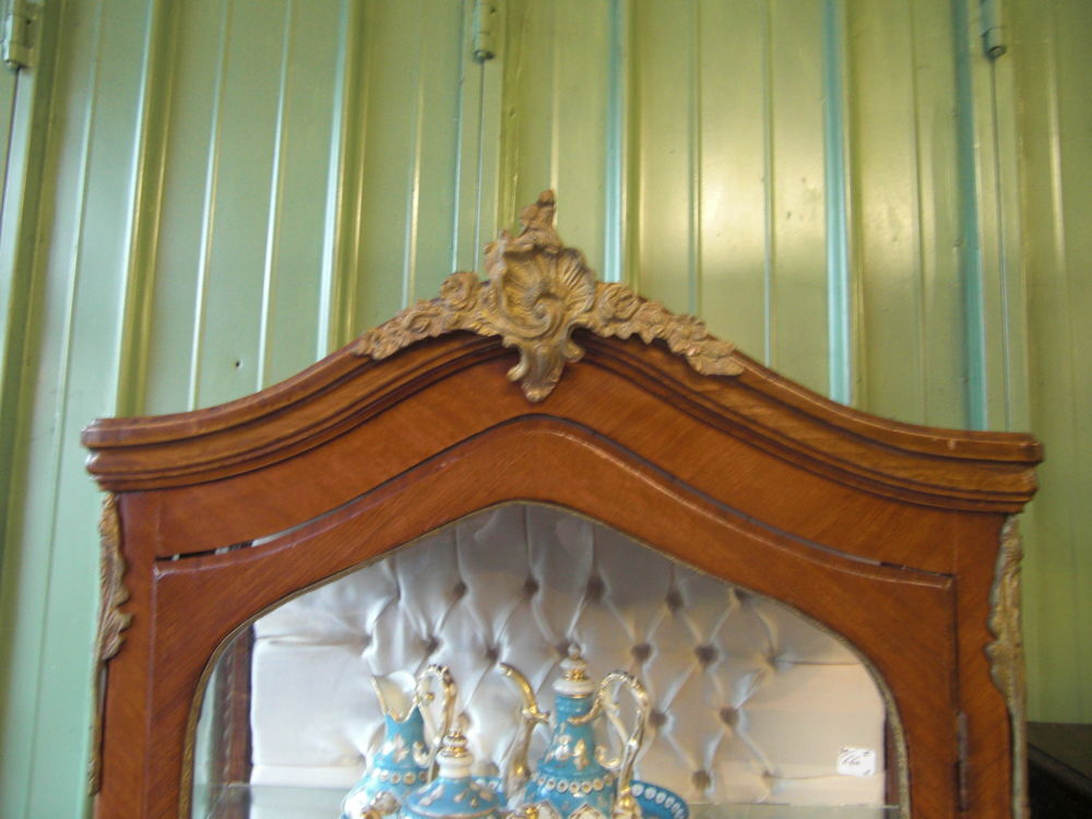 Vitrine ancienne Meubles