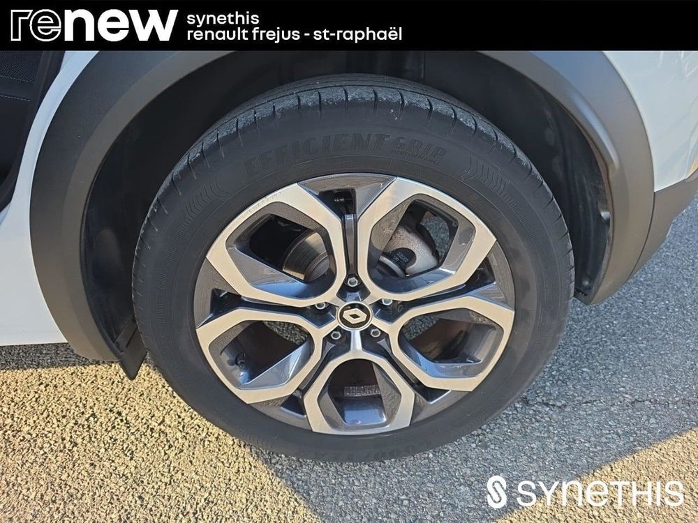 Captur E-Tech full hybrid 145 Techno 2023 occasion 83600 Fr&eacute;jus