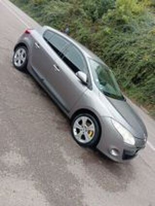 M&eacute;gane III dCi 130 eco2 Carminat Tom-Tom 2010 occasion 76100 Rouen