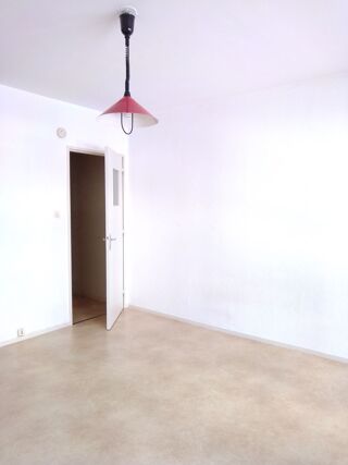  Appartement à louer 1 pièce 26 m²