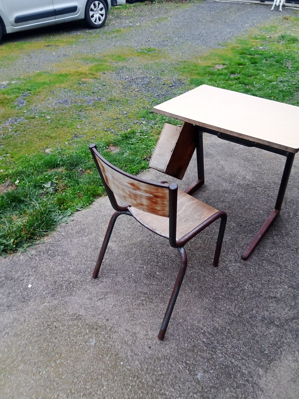 Bureau enfant et sa chaise Mobilier enfants