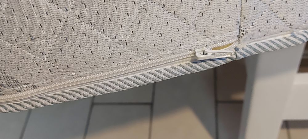 Lit en Bois 90 x 190 cm avec Sommier + Matelas mousse Mobilier enfants