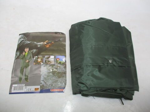 V�tement de pluie  15 Cagnes-sur-Mer (06)