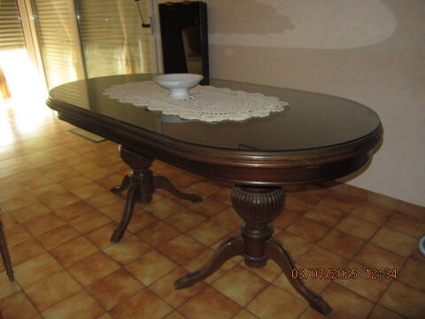 Table de salle  manger. 250 Soula (09)