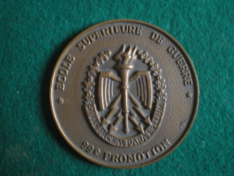 Médaille de l'Ecole Supérieure de Guerre 99° . 25 Caen (14)