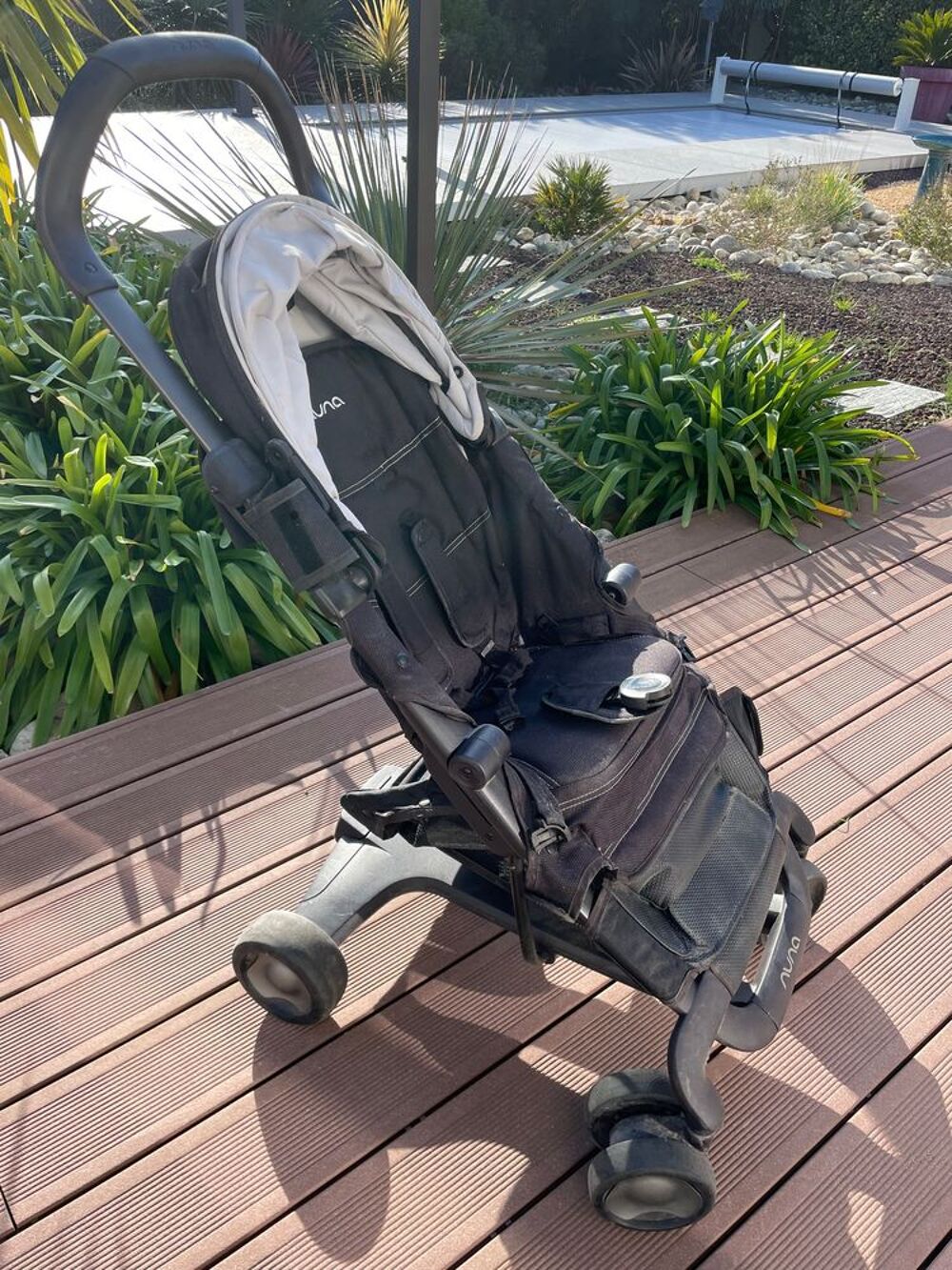 Poussette PEPP Nuna ET ses accessoires Pu�riculture
