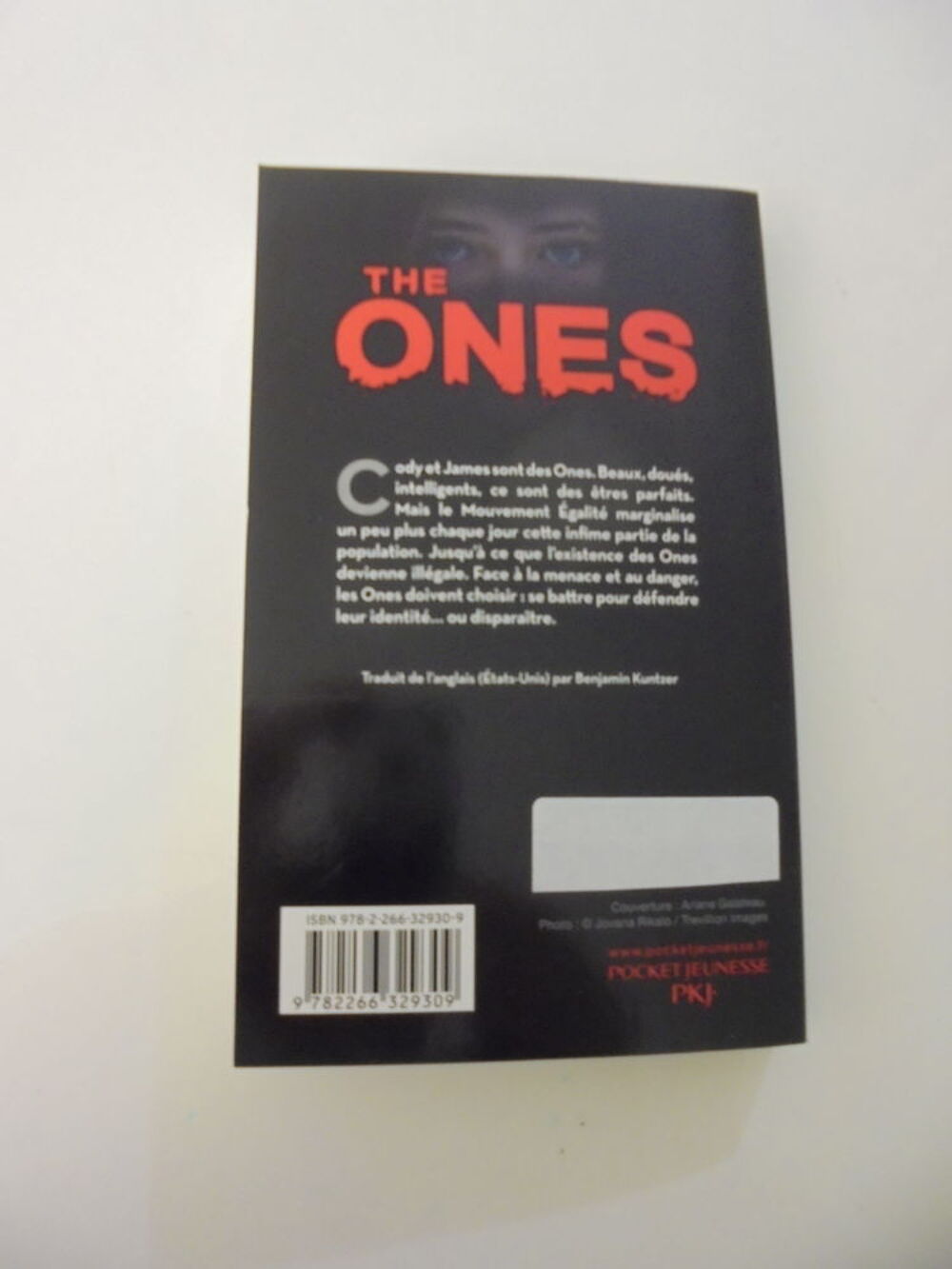The Ones (107) Livres et BD