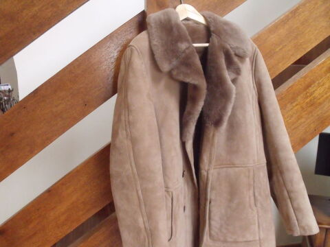 Veste en peau 40 Champs-sur-Marne (77)