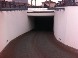  Parking / Garage � louer 19 m�