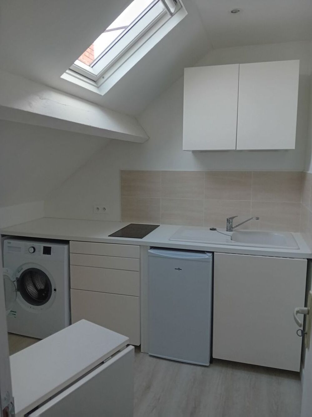 Location Appartement STUDIO semi meublé – 18.73m² – cuis. aménagée/équipée Dreux