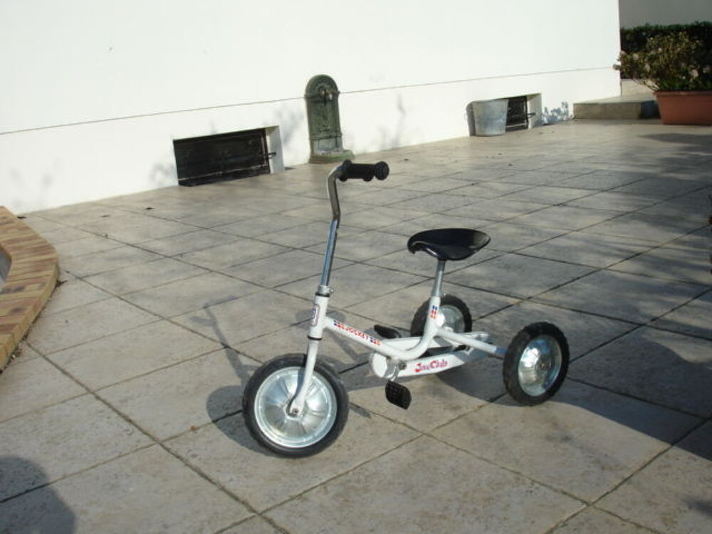 Tricycle Jockey Jeux / jouets