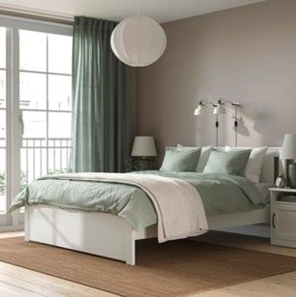 Lit double IKEA avec matelas 140x200 et sommier en 2 parties Meubles