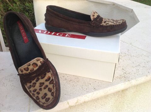 Mocassins femme, marron en daim, imprim� l�opard, Adige 35 La Bernerie-en-Retz (44)