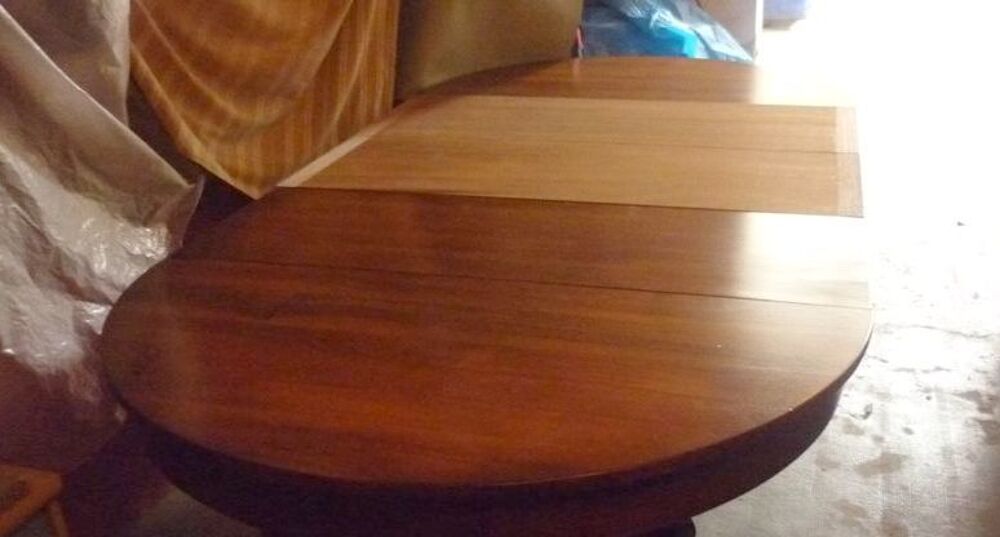 Meubles de salle &agrave; manger TRES BON ETAT 1 table et 6 chaises Meubles