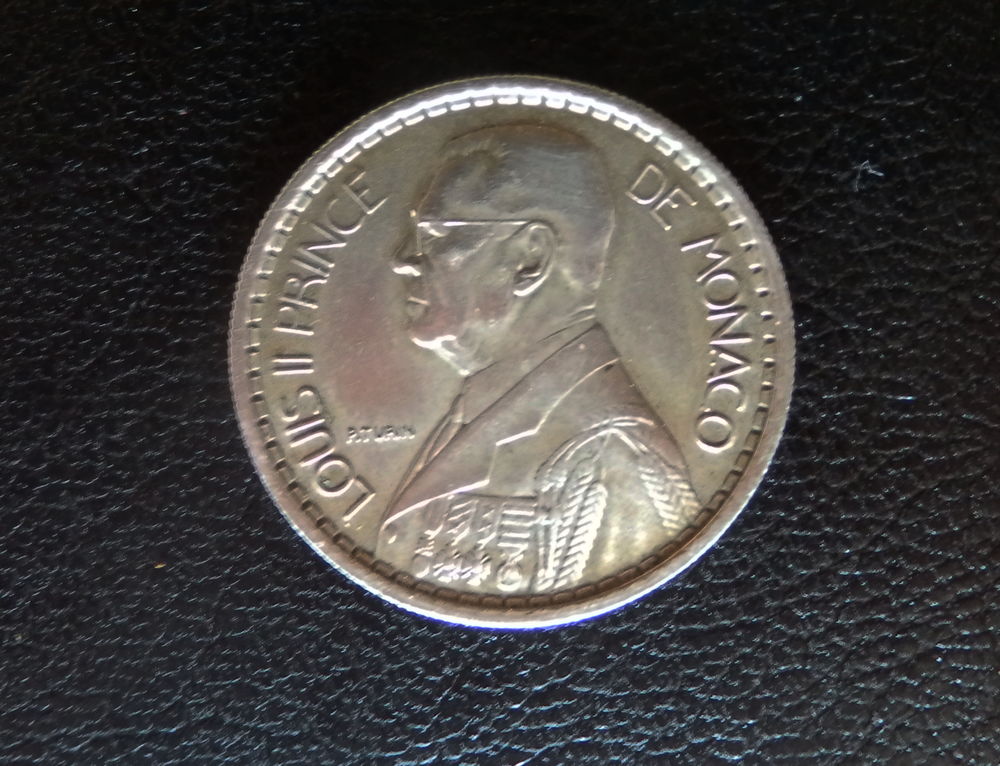 Ancienne pi&egrave;ce de 10 Francs Louis II Prince de Monaco 1946 