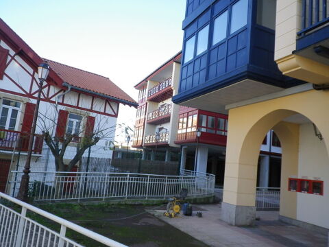   T2  centre Hendaye Appartement - 2 pi�ce(s) - 45 m�