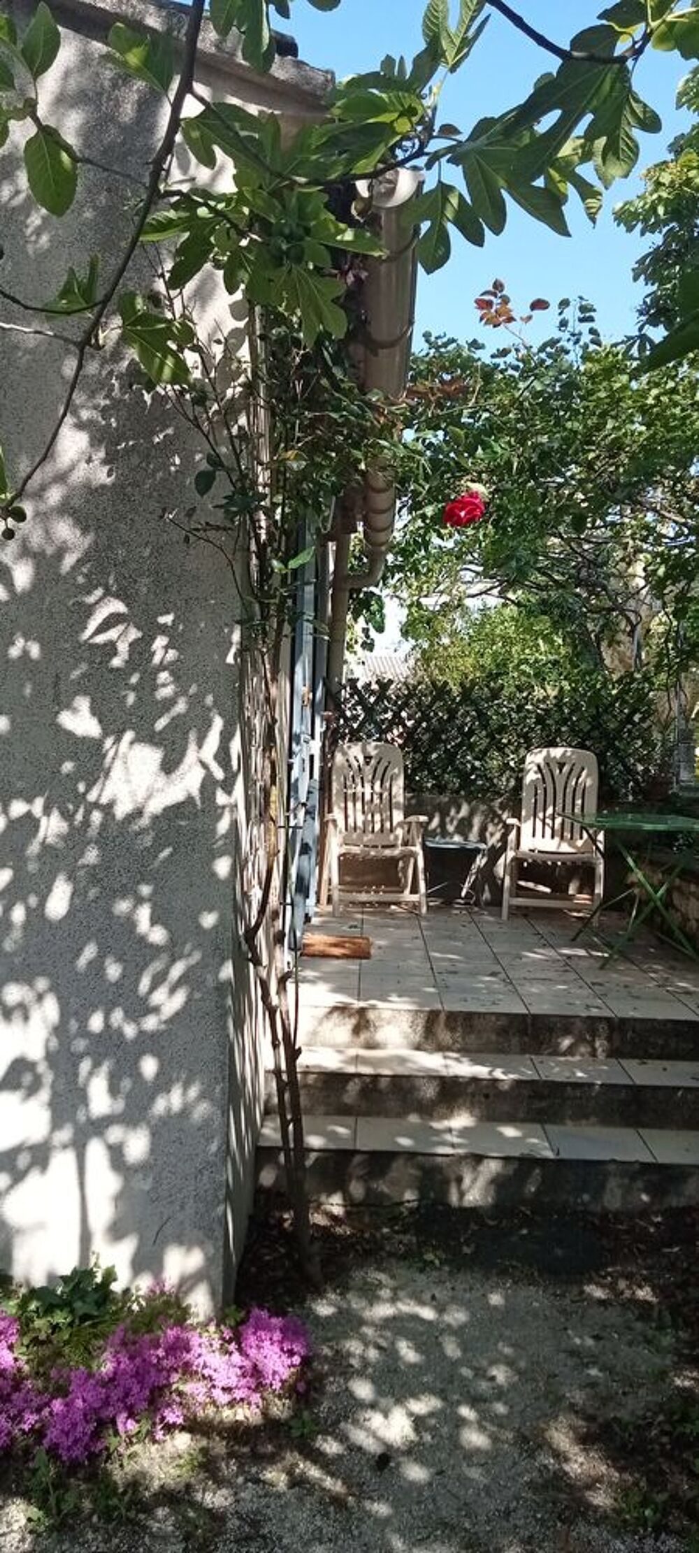   Maison en campagne avec piscine. Provence-Alpes-Côte d'Azur, Pernes-les-Fontaines (84210)