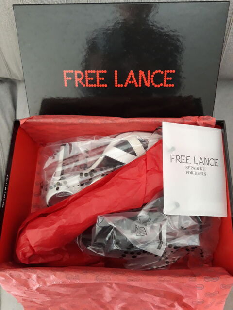 Escarpins Free Lance neufs noirs et blancs pointure 36 ! 80 Le Mans (72)