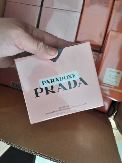 Parfum Prada Paradoxe neuf Paris 16 (75)