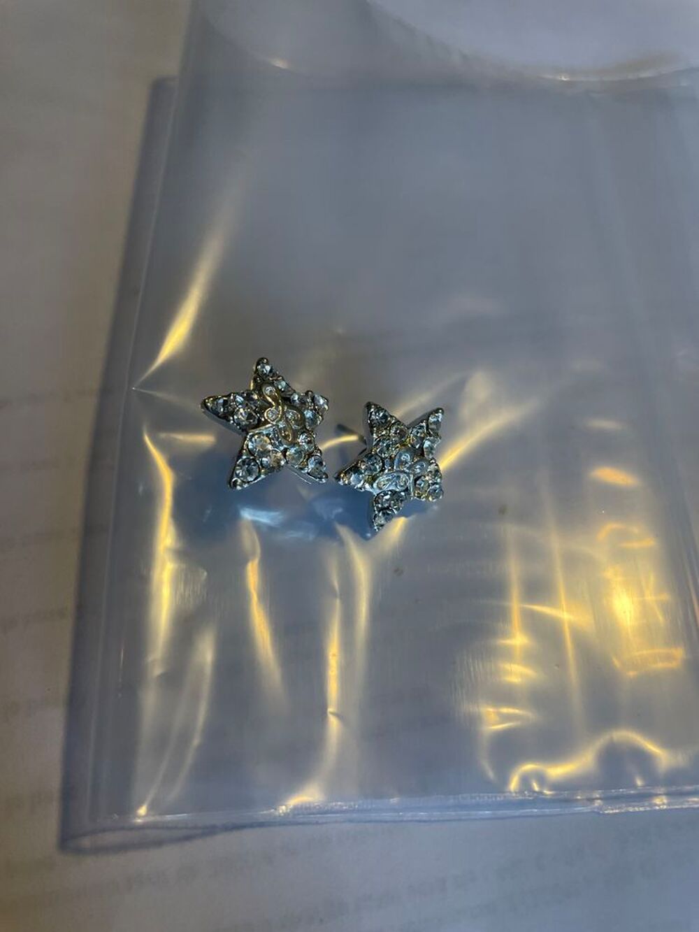 BO Oreilles perc&eacute;es Etoile strass Sonia Rykiel Bijoux et montres