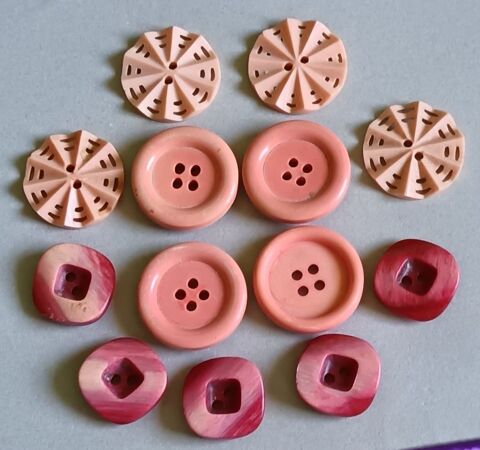 Lot de 13 Boutons Vintage - Nuances de Rose & Design Origami 20 Thonon-les-Bains (74)