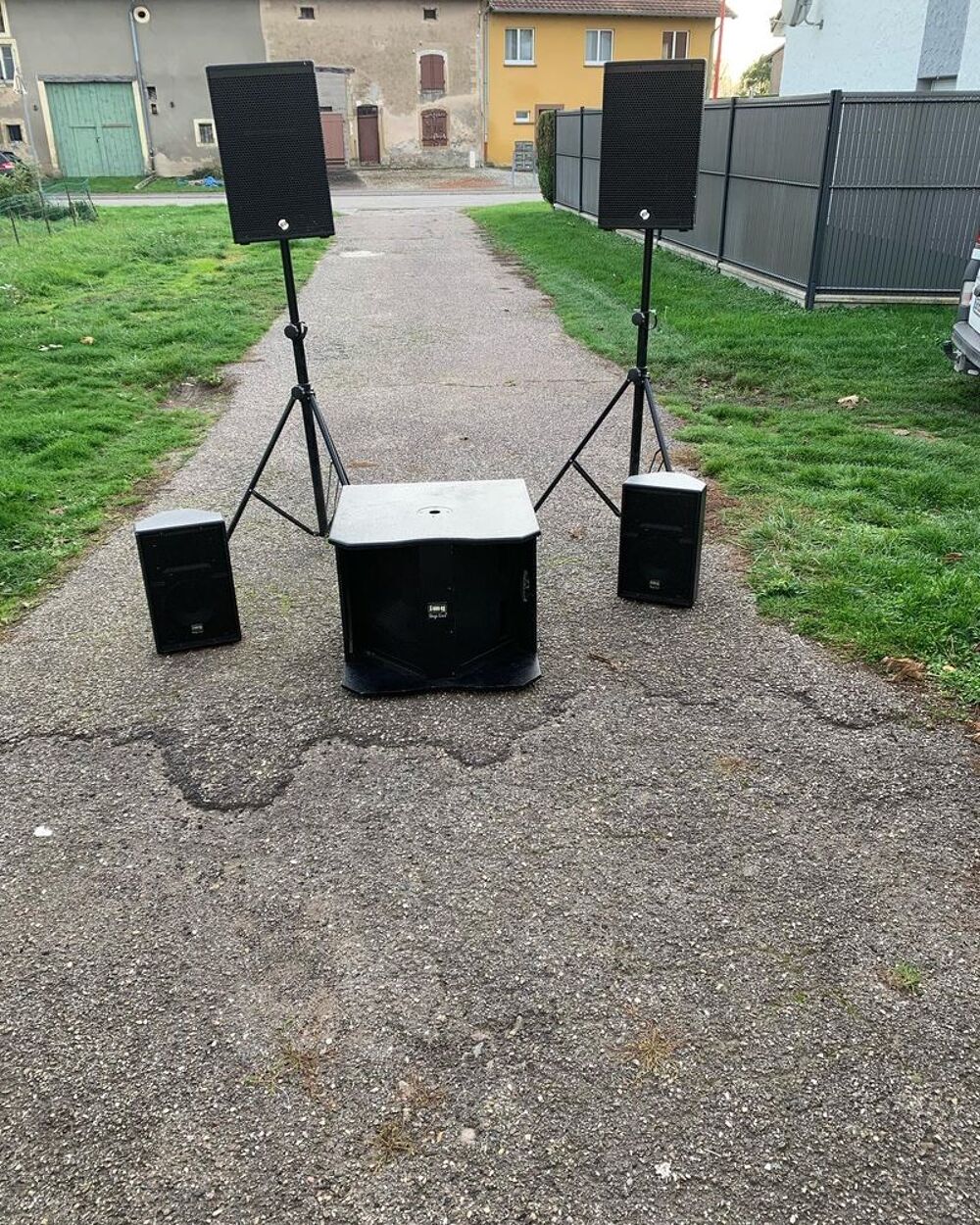Caisson de basse + haut parleur Audio et hifi