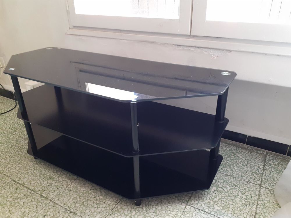 TABLE Meubles