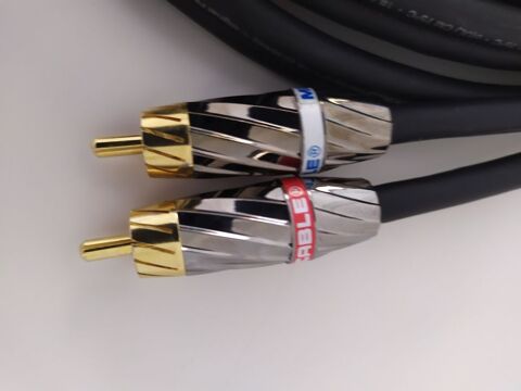 CABLES RCA Audio Monster 400i  2 Pices  20 Cagnes-sur-Mer (06)