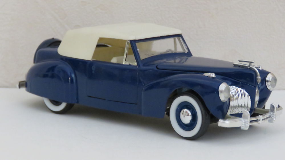 Voiture miniature Lincoln Continental 