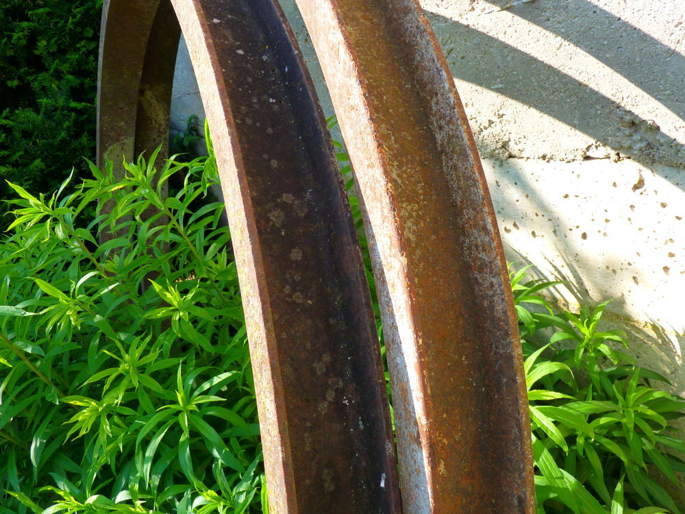 Maison cercle m&eacute;tal vieilli fonte puit decoration jardin ame Bricolage