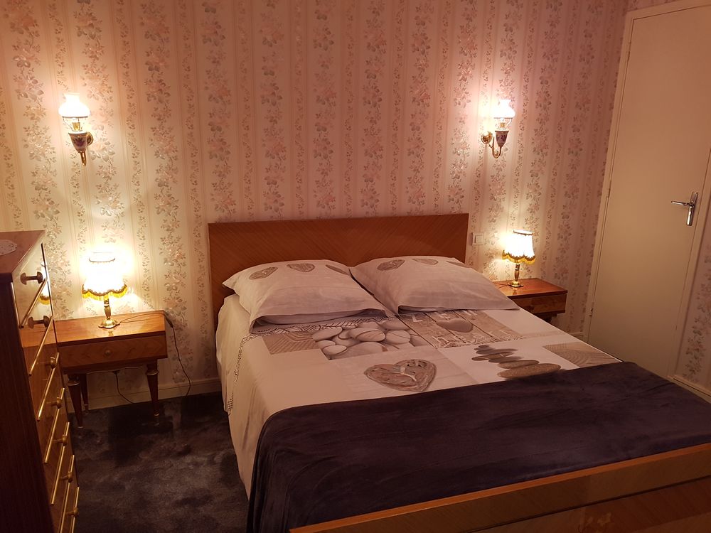   appartement face aux thermes pour curistes Auvergne, Vichy (03200)