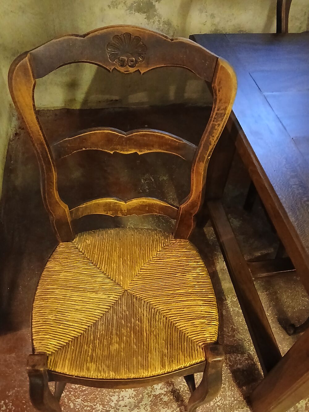 Table fabrication artisanale + 6 chaises Meubles