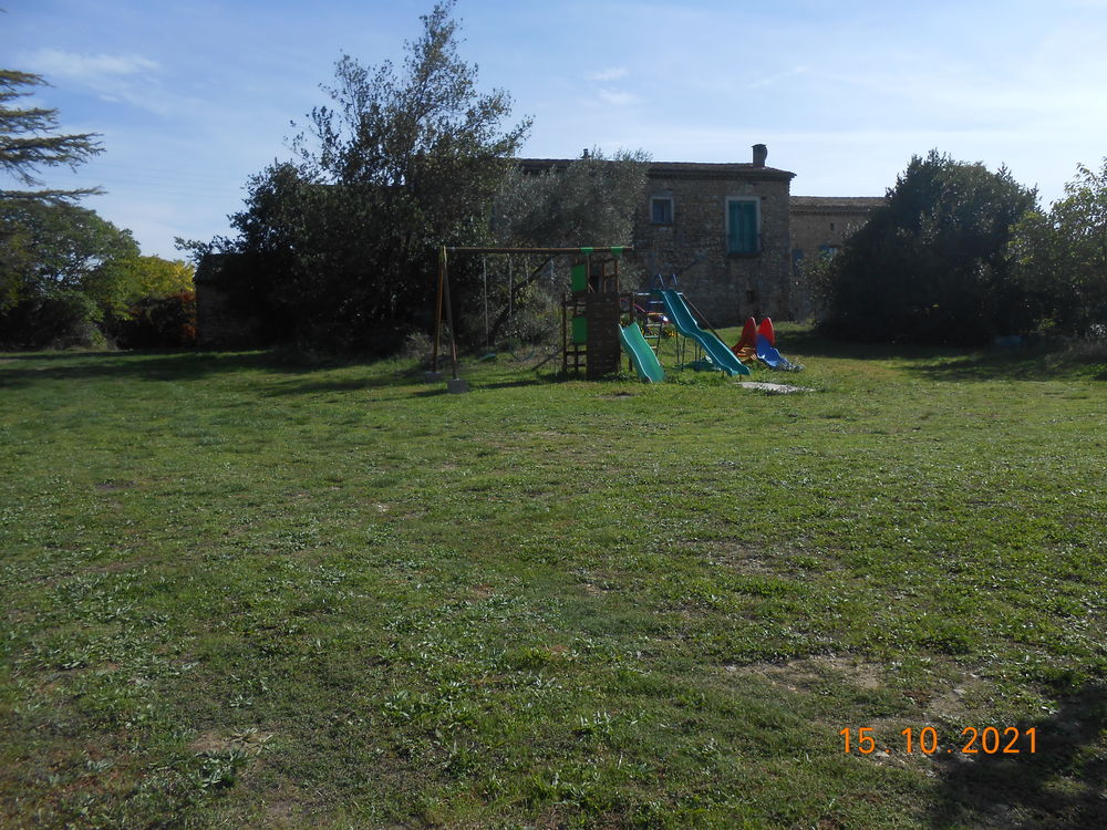 Vente Maison mas ancien,un appartement habitable a renover,environ 85m2, Saint-christol-lès-alès