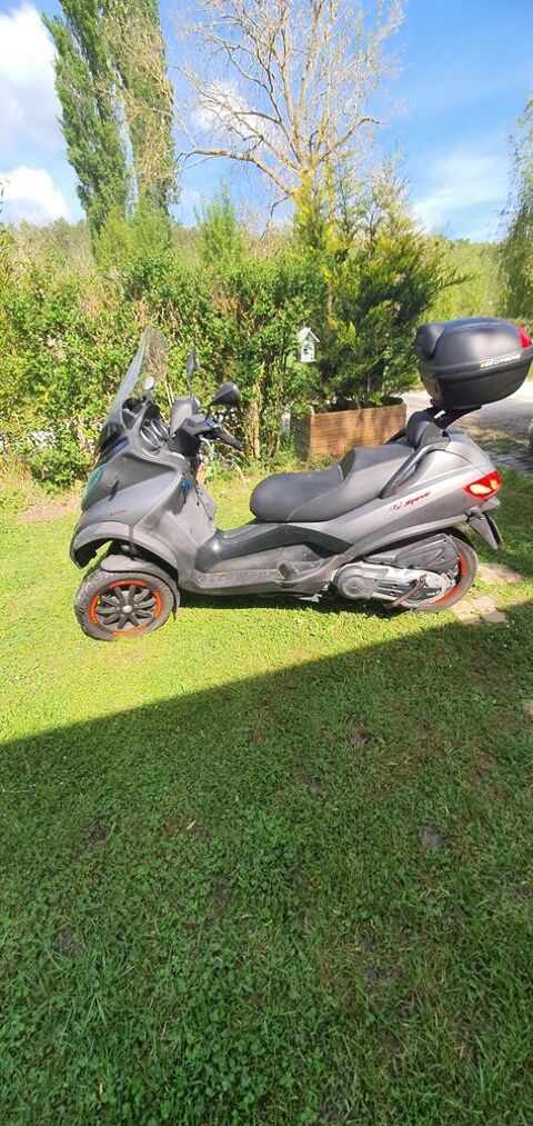 Scooter PIAGGIO 2013 occasion Ivry-la-Bataille 27540