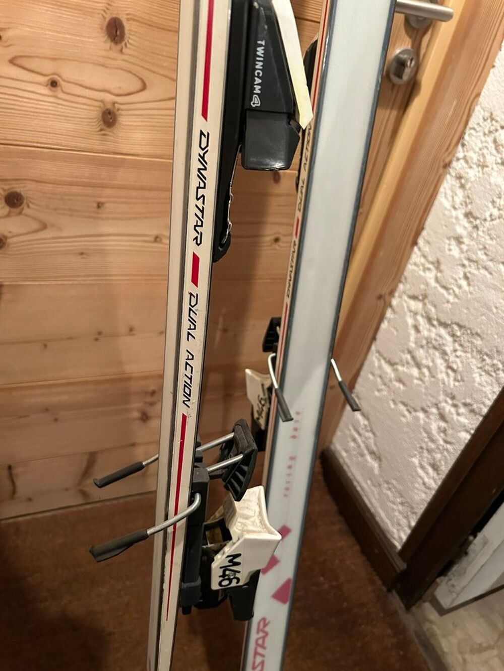 SKIS DYNASTAR haut de gamme Ann&eacute;es 88/90 , modele HZ FUSION Sports
