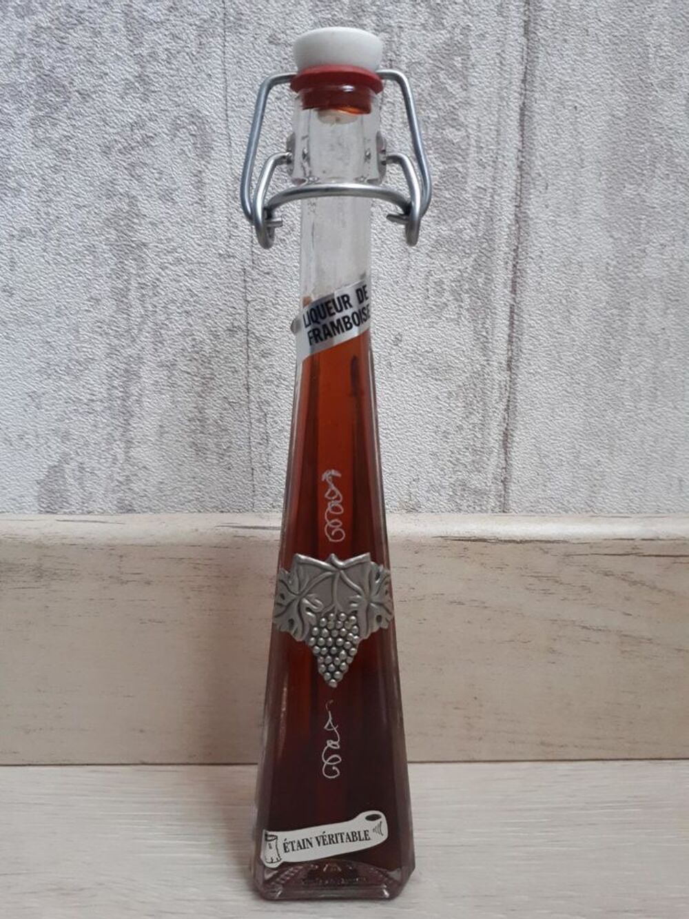 Mignonettes pleines de 19 cm de hauteur avec de l'&eacute;tain 