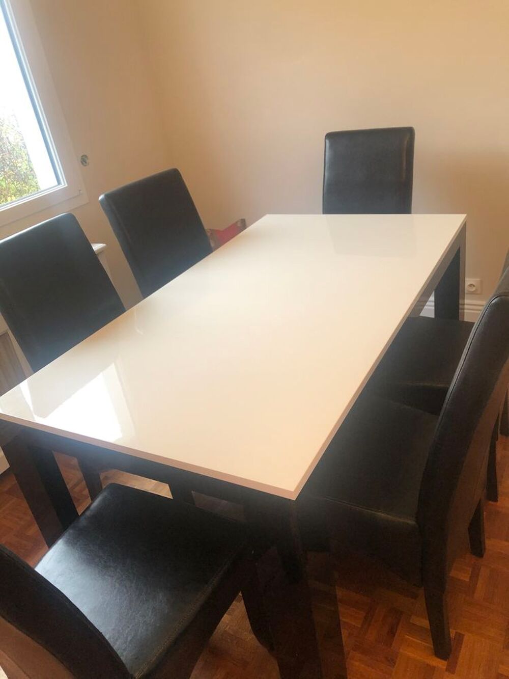 Table &agrave; manger Meubles