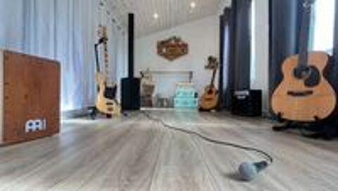   Ateliers de pratique collective
(Guit.acoust, basse, chant) 