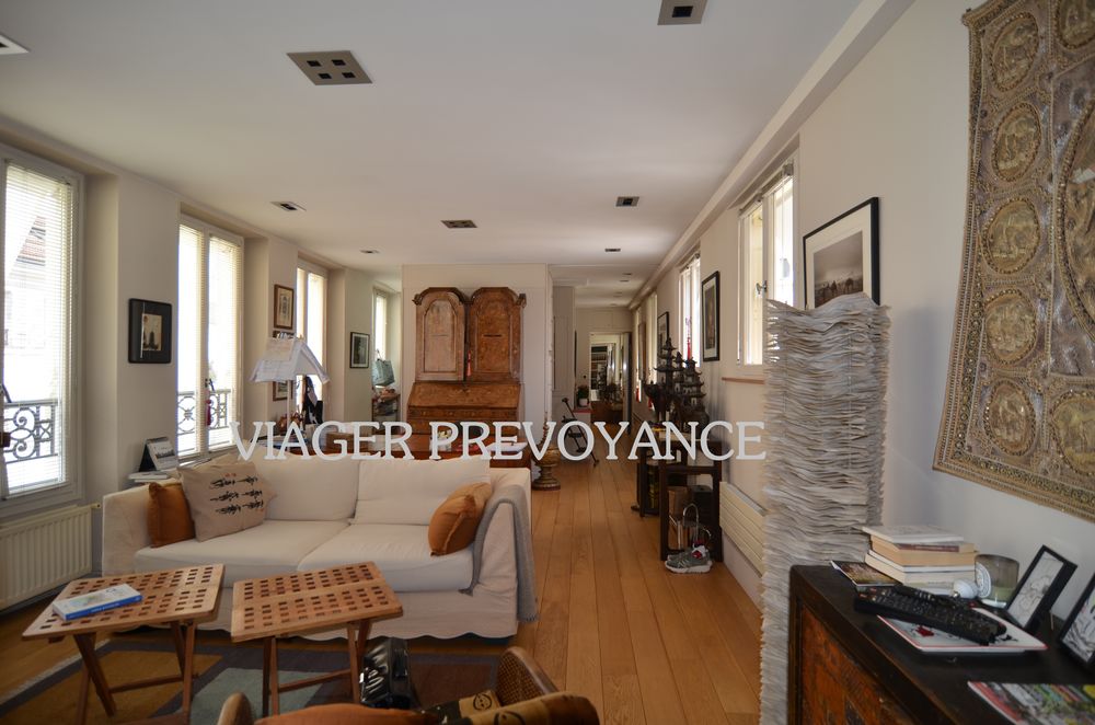 Appartement 4 pièces 90 m² · à Paris 5 · 90 m² · 260 000 €