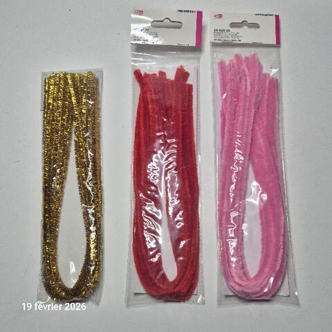 Fil chenille  rouge, rose et or, diam�tre 8 mm x 50 c 3 Saumur (49)