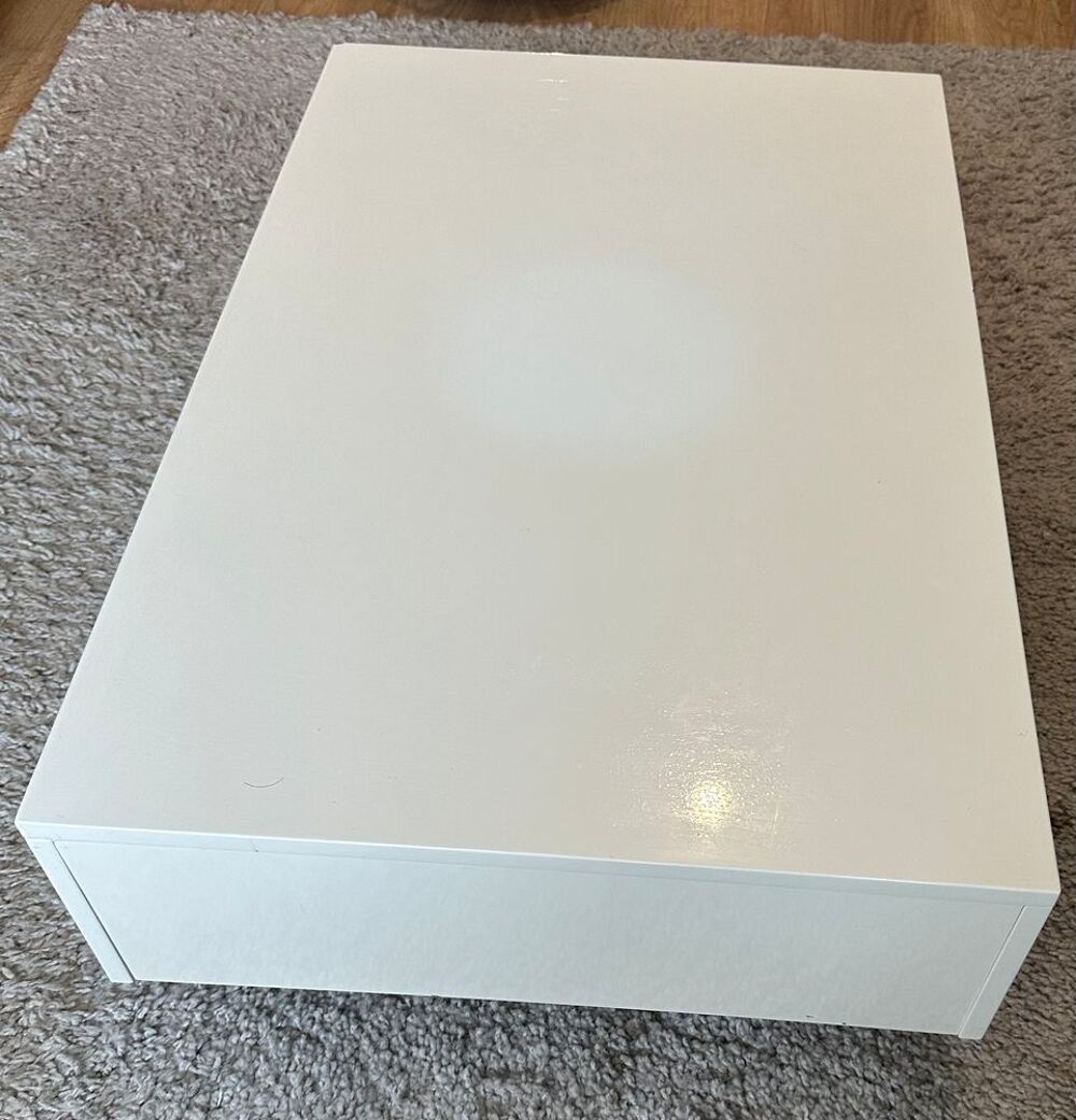 Table basse Meubles