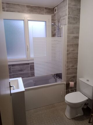  Appartement à louer 1 pièce 31 m² Le puy-en-velay