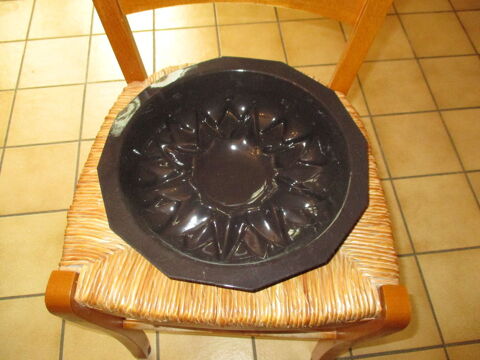 Moule forme soleil Guy Demarle et autres moules tupperware 30 Mérignies (59)