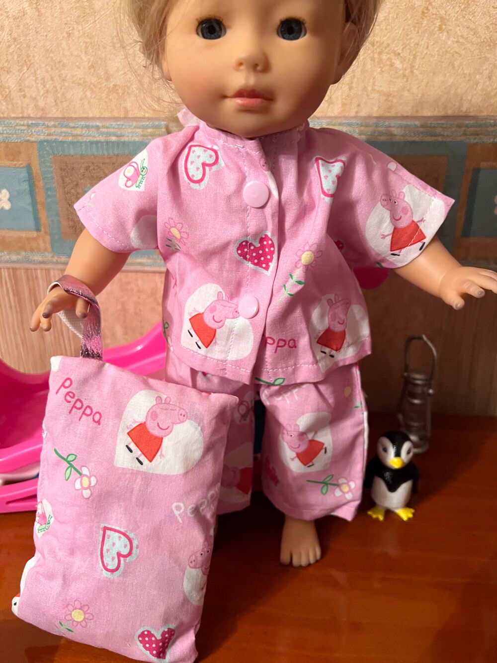 Pyjama peppa piG pour poup&eacute;e corolle de 36 cm Jeux / jouets
