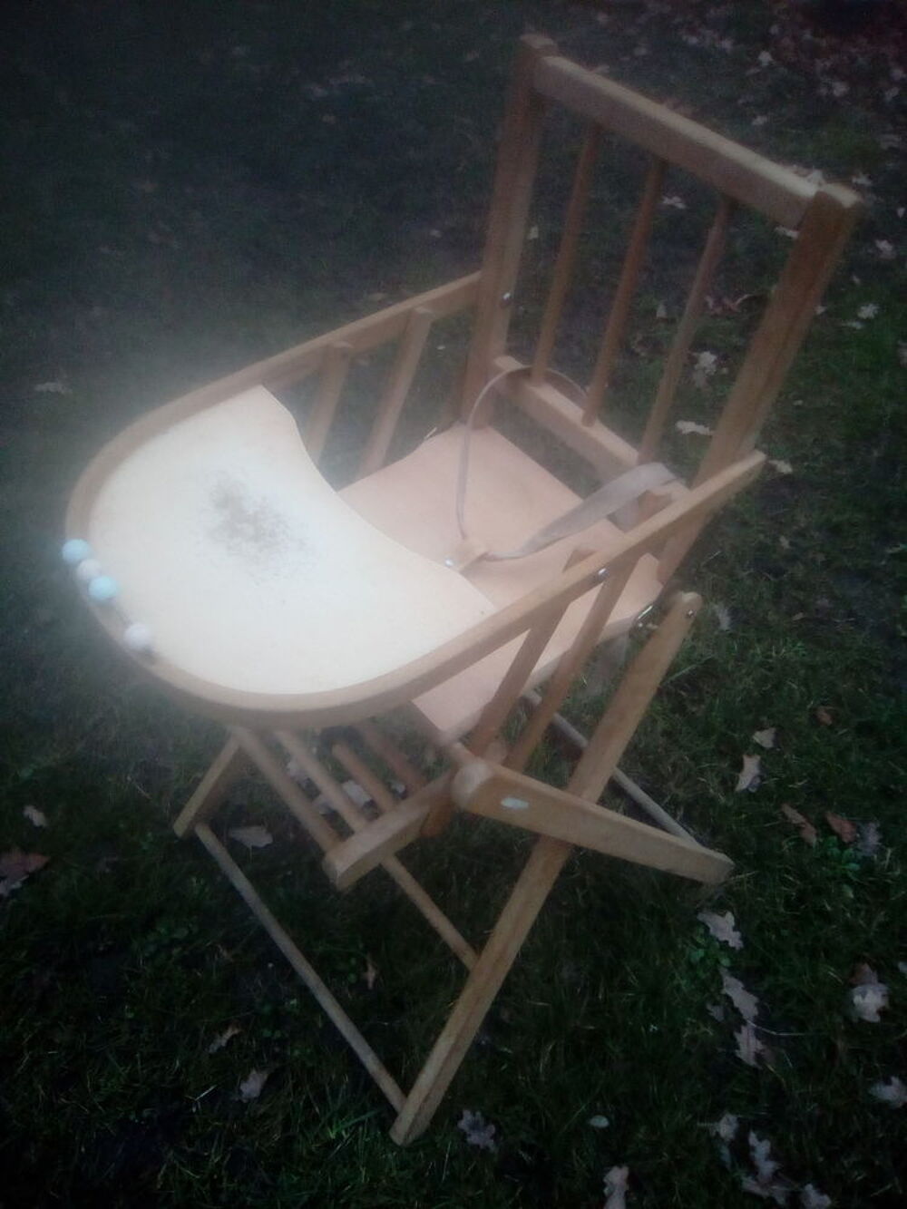 chaise b&eacute;b&eacute; en bois Combelle Puériculture